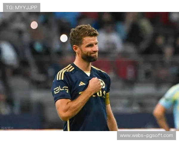 穆勒自由转会温哥华白浪，拜仁传奇生涯落幕