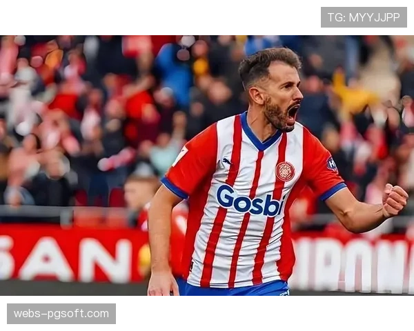 贝蒂斯2-2赫罗纳，多夫比克点射救主，赫罗纳客场惊险取一分